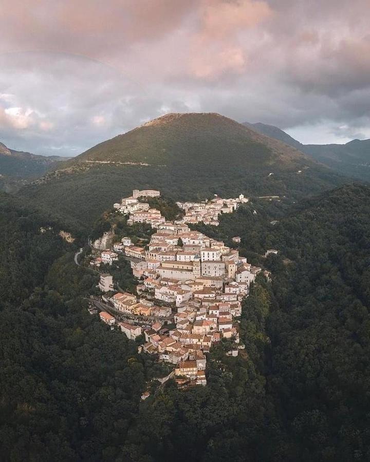 Il Castello Dei Principi Sanseverino Viggianello Exterior photo